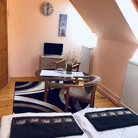 Apartment Agnes Vendeghaz *